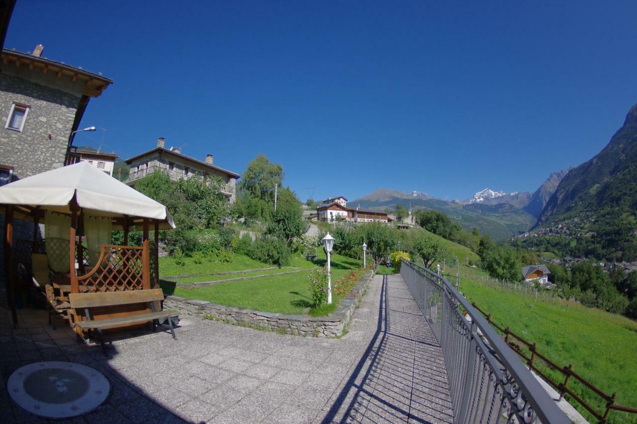 Le Myosotis Bed & Breakfast Gignod Dış mekan fotoğraf